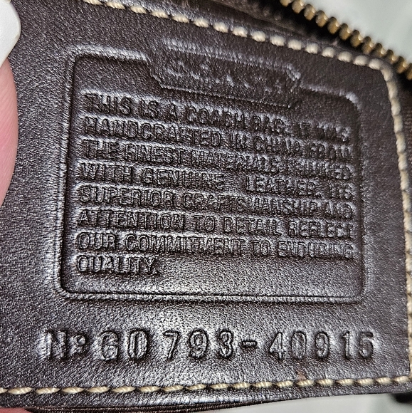 Coach Patchwork 2007 Crossbody Bag & Matching Wristlet - Picture 4 of 11